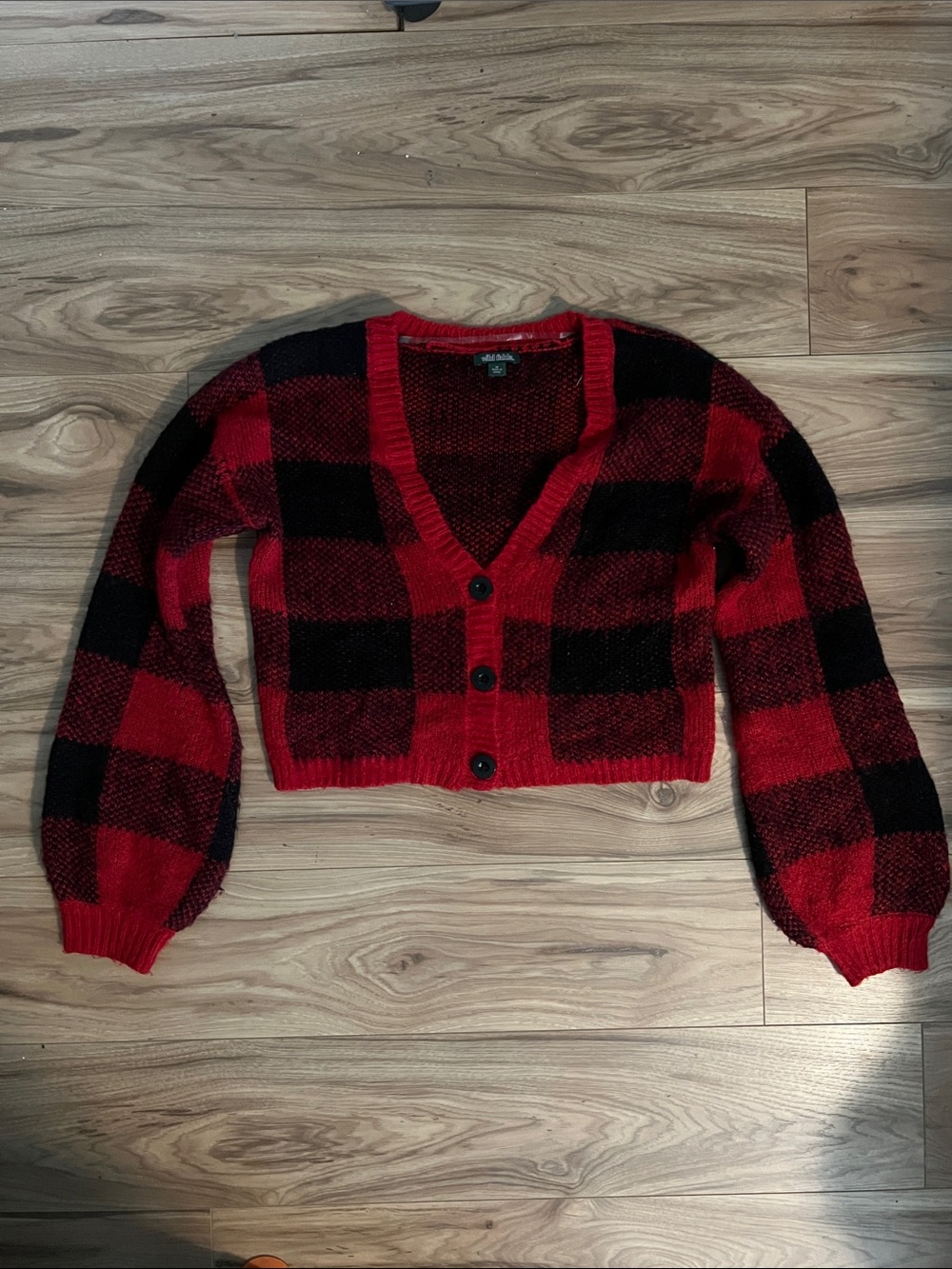 wild fable Red & Black Plaid Cropped V-Neck Buffalo Plaid Cardigan